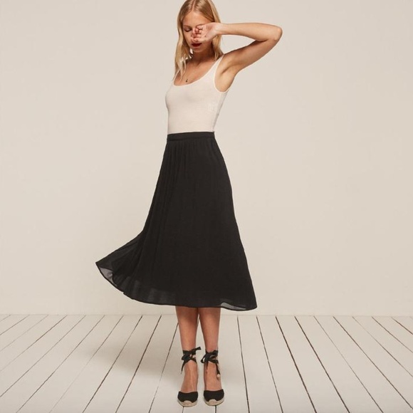 Reformation Dresses & Skirts - Reformation - Daniela Skirt - NWT - Size 2